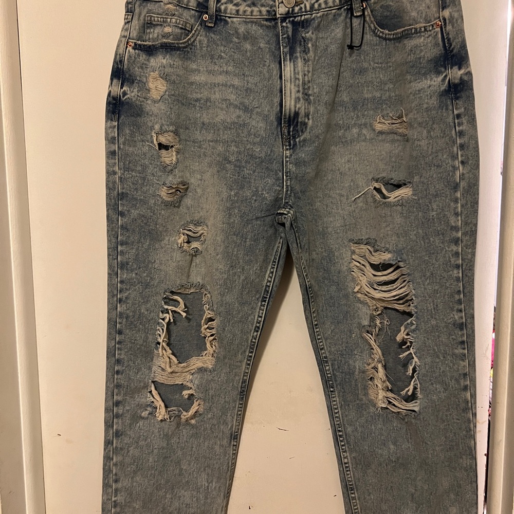 Refuge Denim Distressed Blue Boyfriend style Jeans